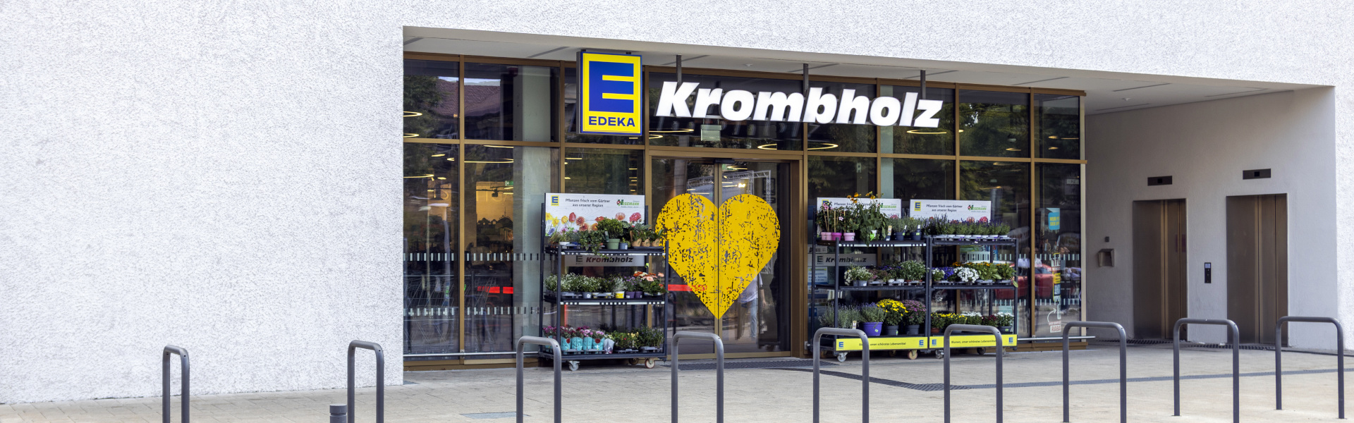 EDEKA Krombholz Stuttgart-Ost Außenansicht
