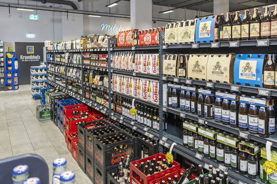 EDEKA Krombholz Stuttgart-Ost Getränkeabteilung
